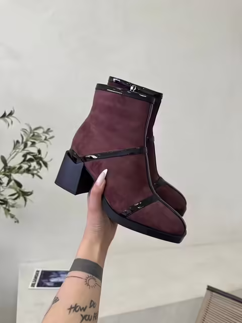 Весенние женские ботильоны
