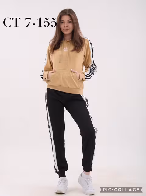 Женские костюмы
