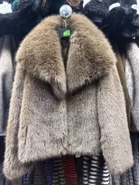 Люксовые женские шубы