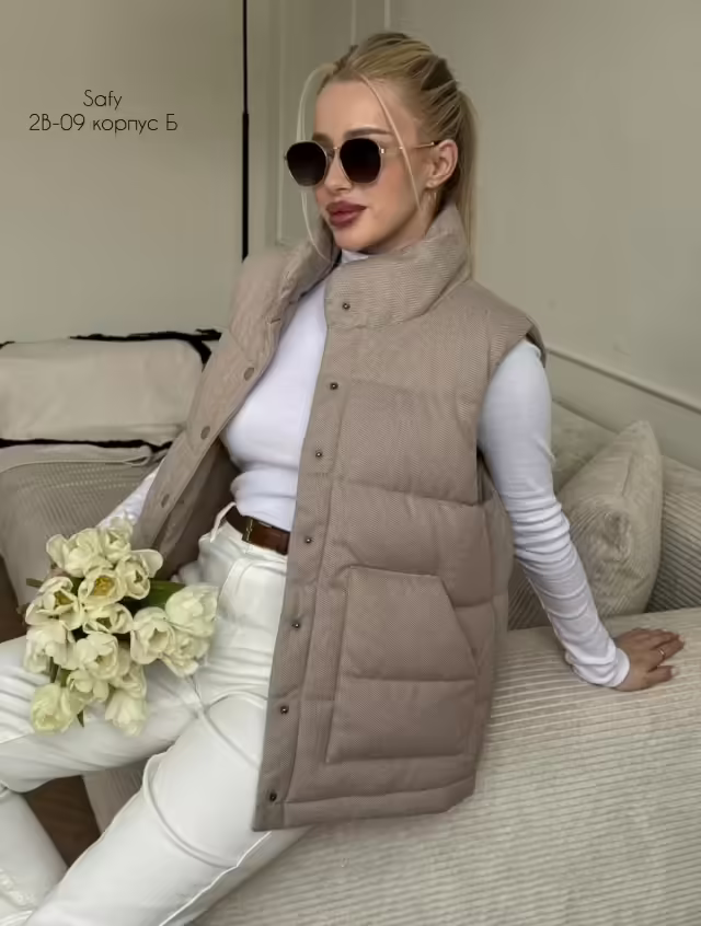 Осенние женские жилетки