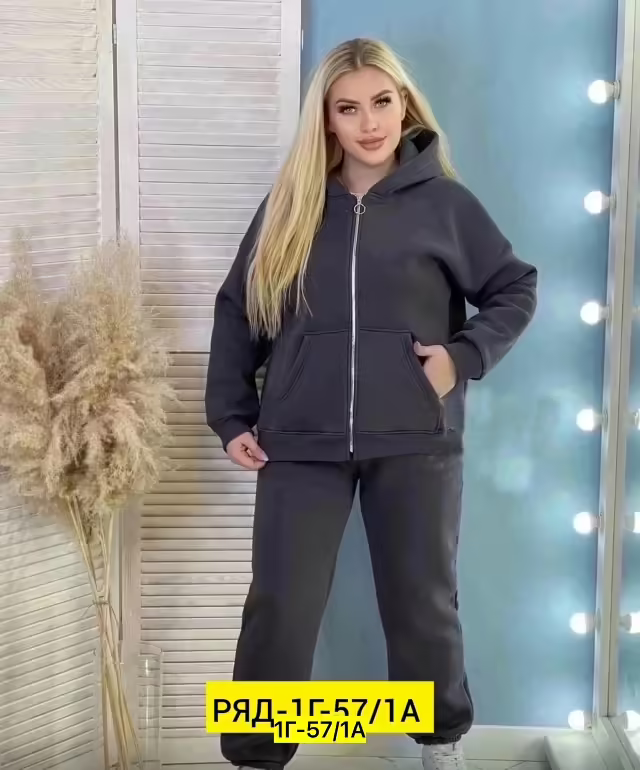 Спортивные женские костюмы на флисе