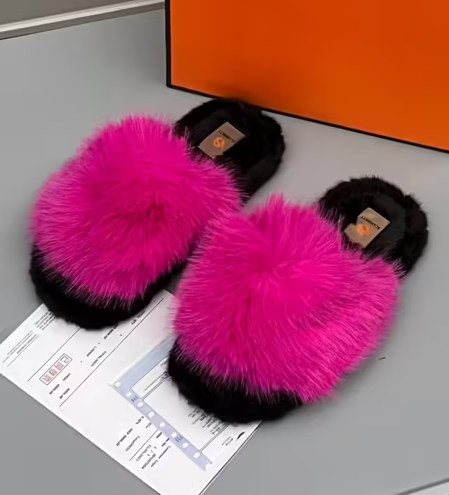Домашние женские тапочки
