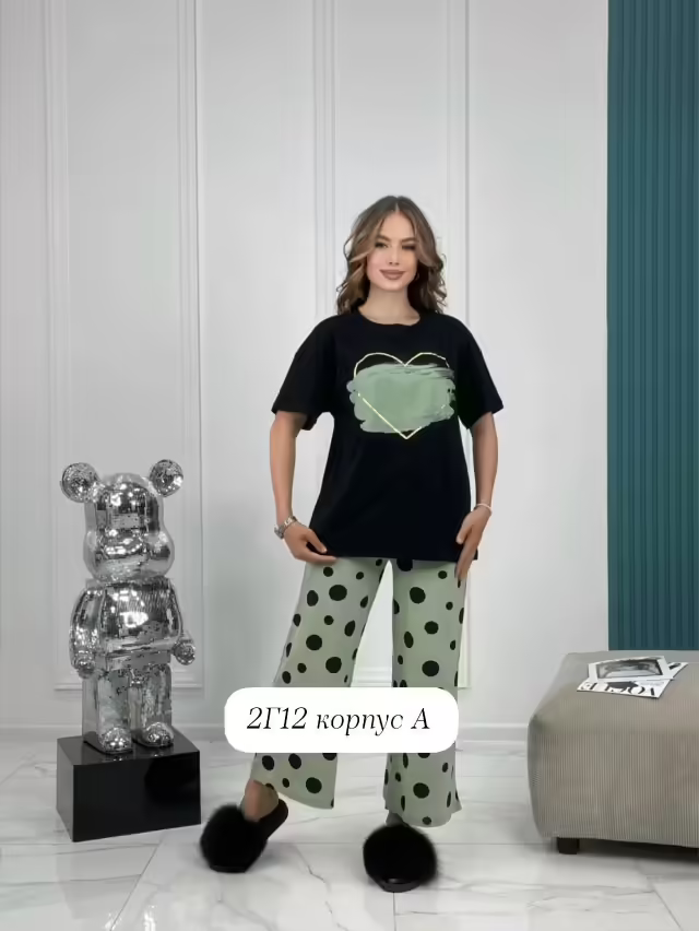 Женские костюмы