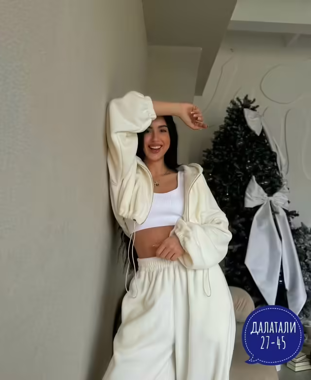 Женские костюмы двойки