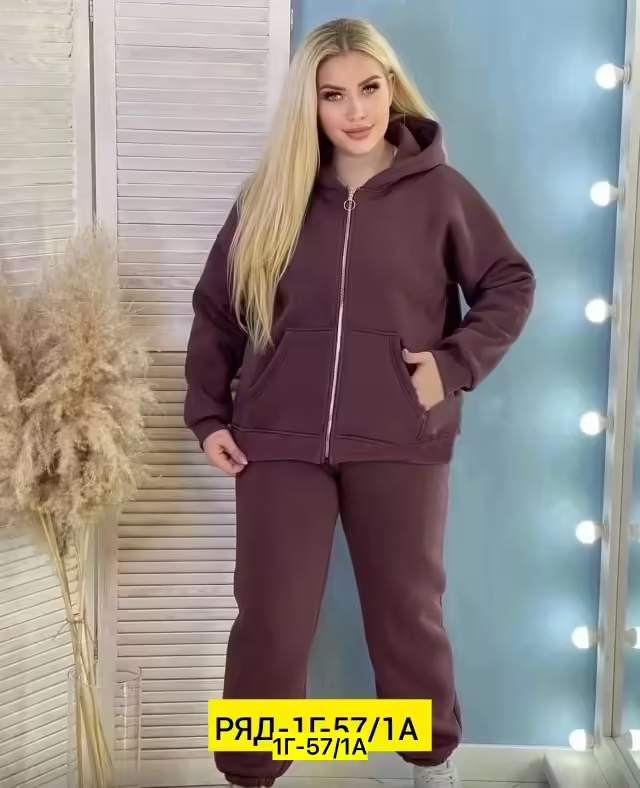 Спортивные женские костюмы на флисе