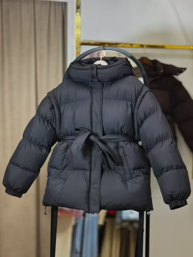 Осенние зимние модные стильные женские куртки