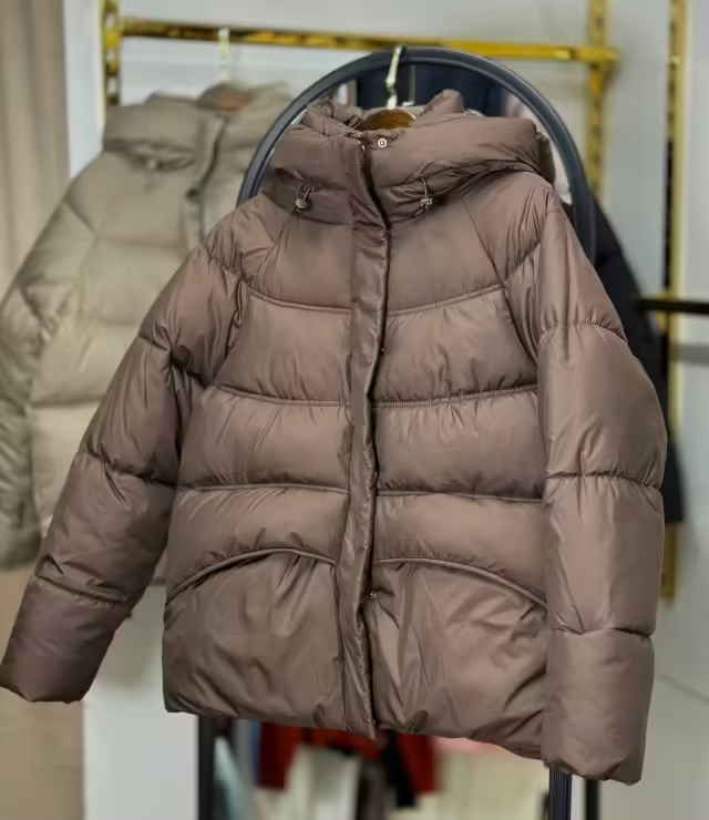 Осенние зимние модные стильные женские куртки