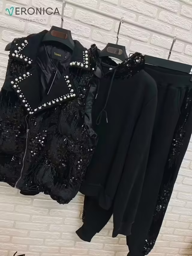 Стильные женские костюмы на флисе