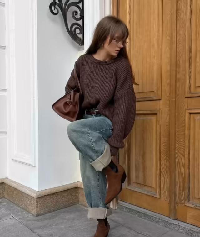 Трендовые вязаные женские свитера