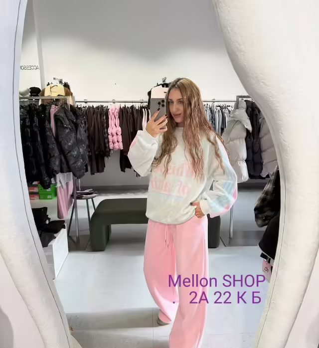 Комфортные спортивные удобные стильные женские костюмы
