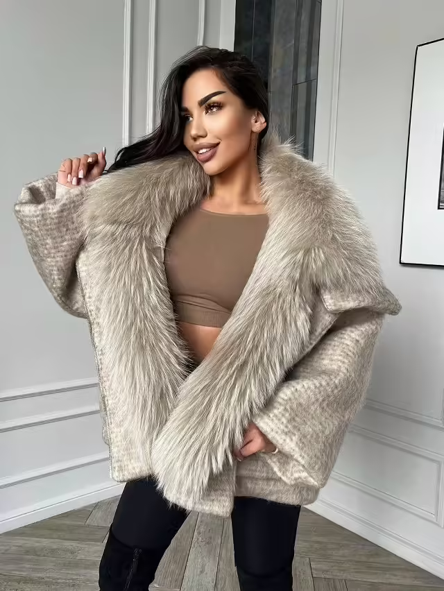 Бомбические женские куртки с мехом max