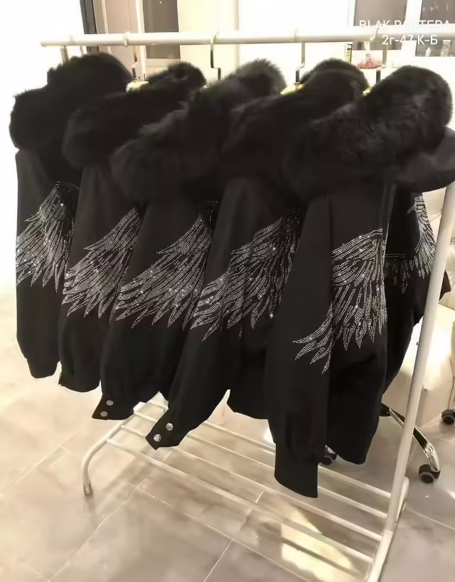 Женские куртки с капюшоном оверсайз