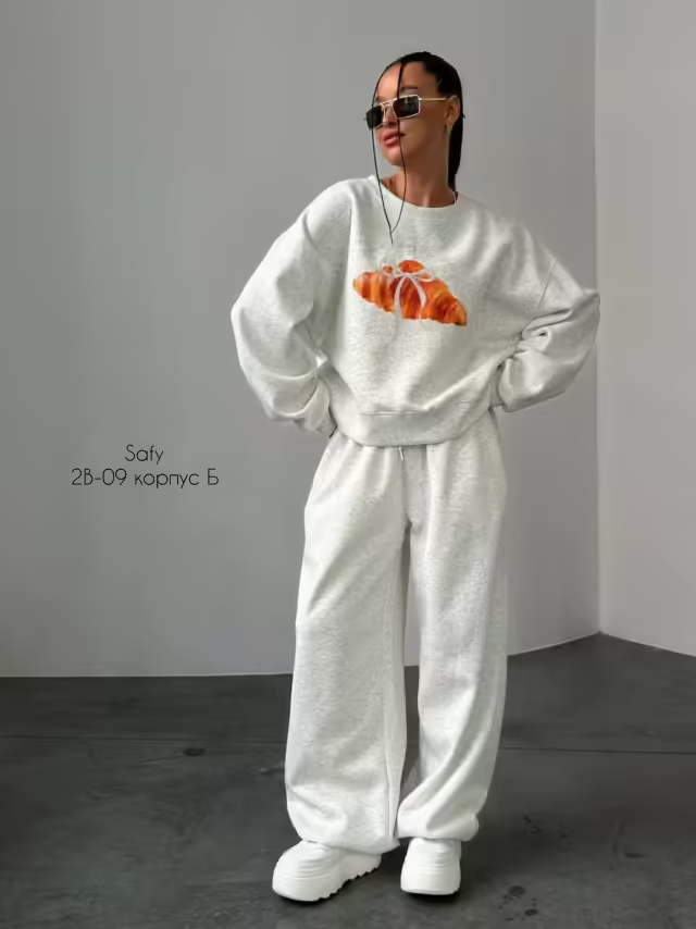 Женские костюмы