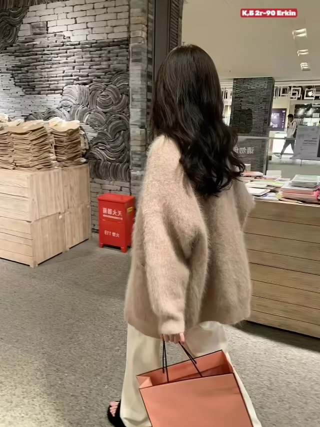 Женские кардиганы