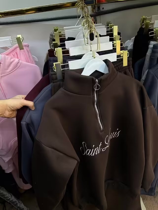 Женские костюмы