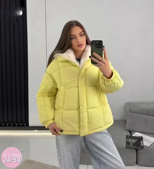 Фабричные женские куртки