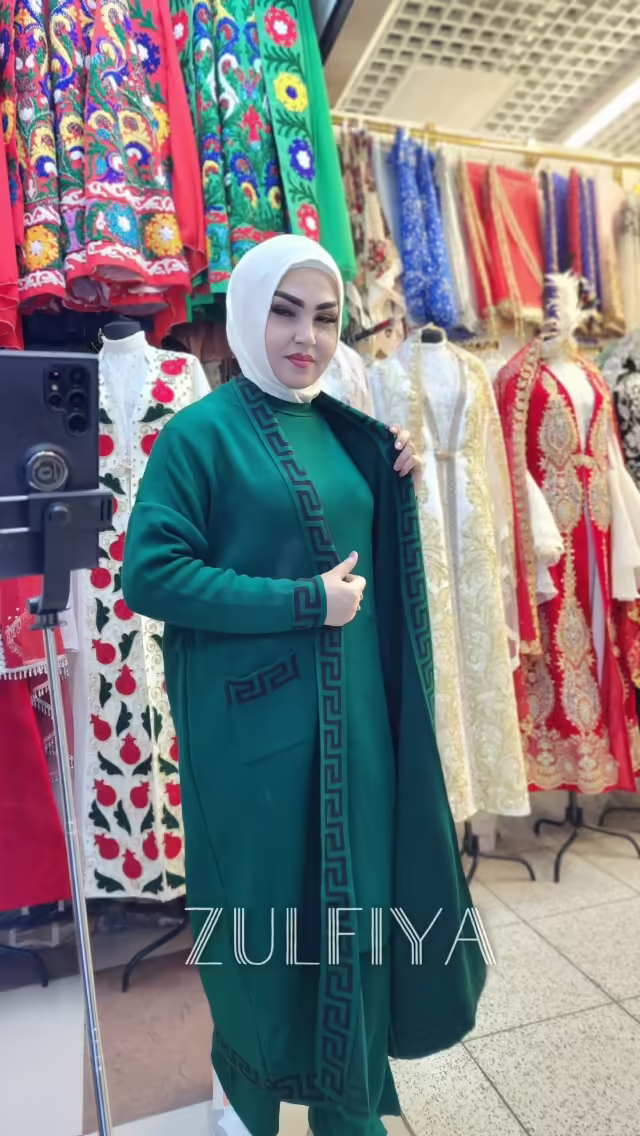 Женские костюмы двойки на каждый день