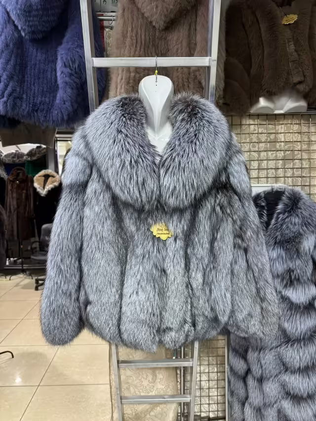 Женские шубы