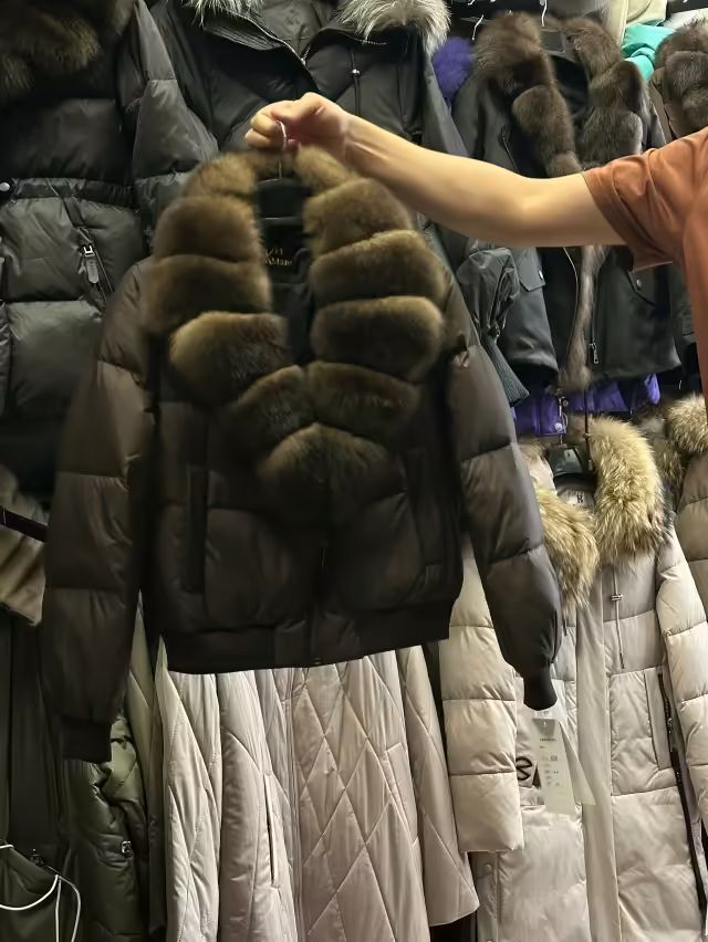 Женские пуховики