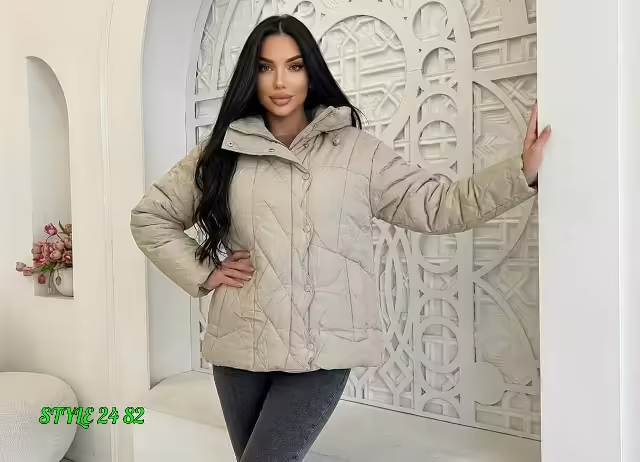 Отличные новогодние утеплённые зимние женские куртки