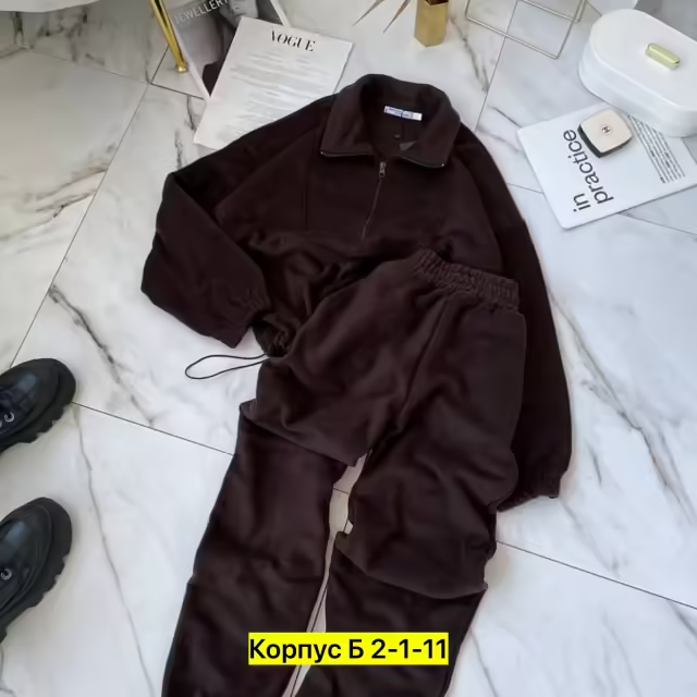 Женские костюмы