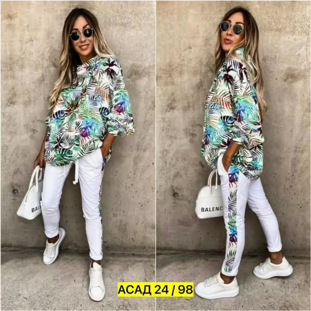 Женские костюмы