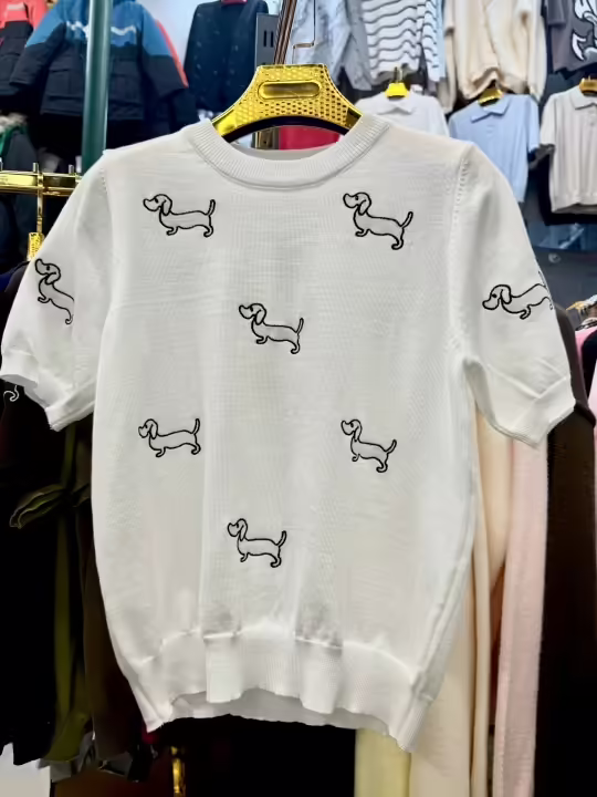 Женские футболки