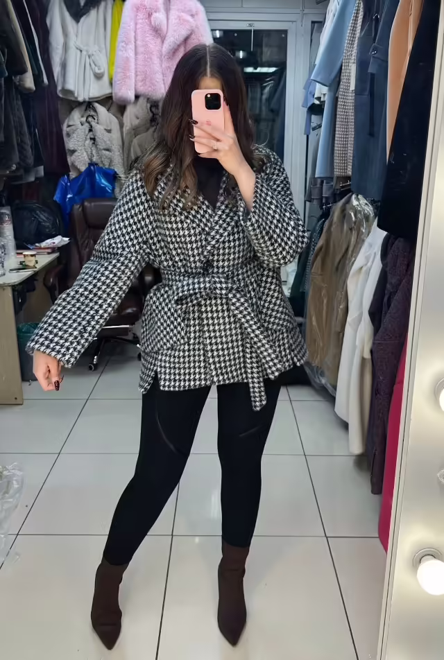 Весенние женские пальто
