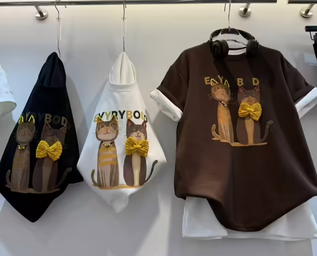 Повседневные женские футболки