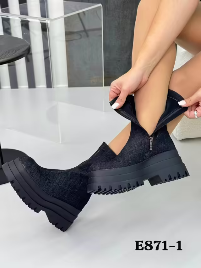 Женские сапоги