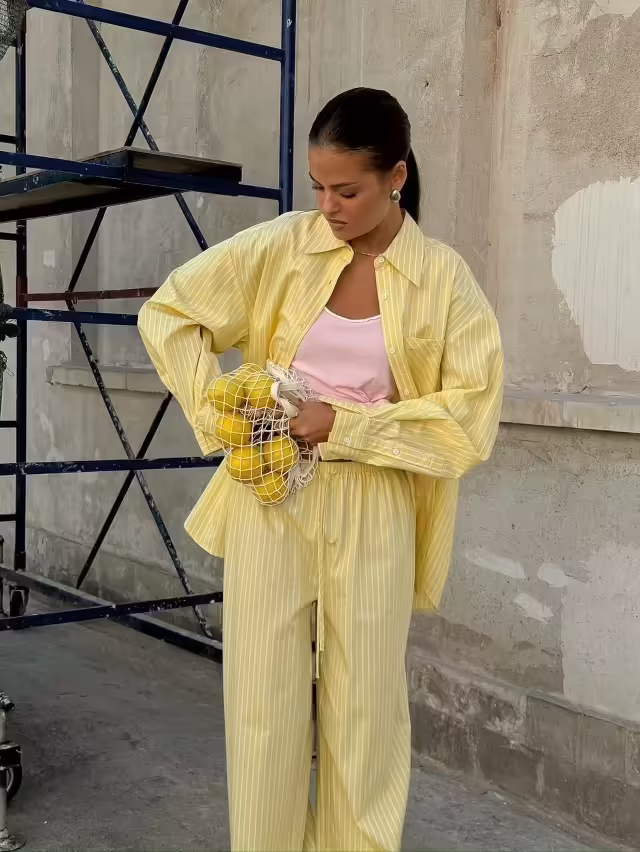 Женские костюмы