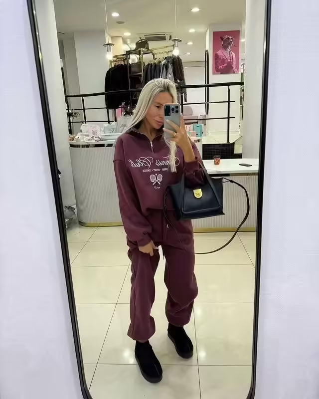 Женские костюмы