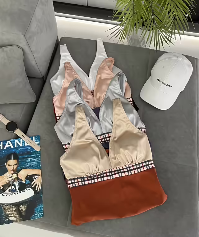 Женские купальники