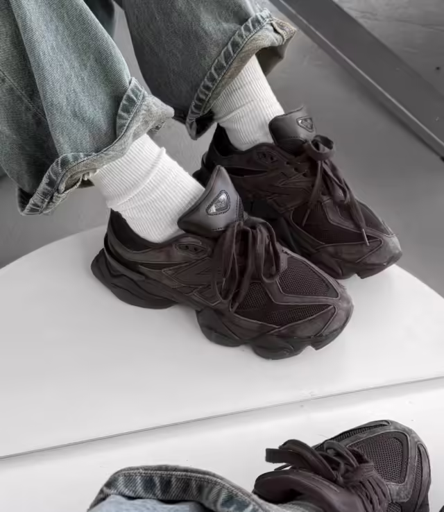 Женские кроссовки. фото 2