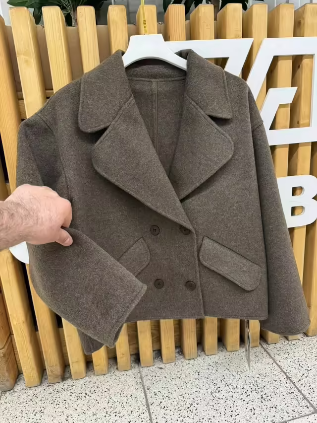 Стильные женские пальто
