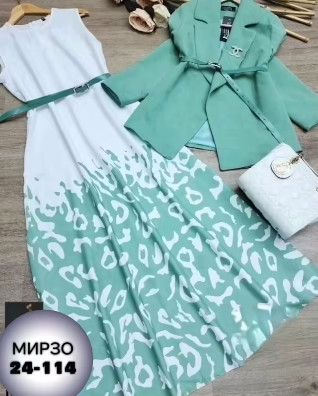 Сочные стильные женские костюмы