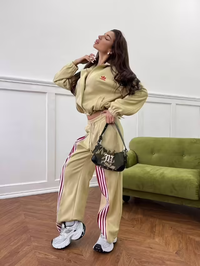 Мужские костюмы
