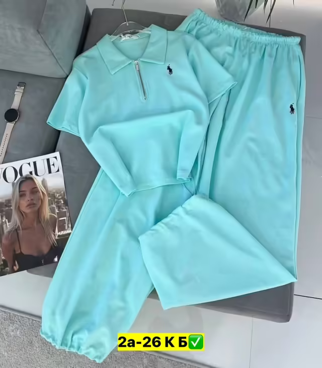 Женские костюмы