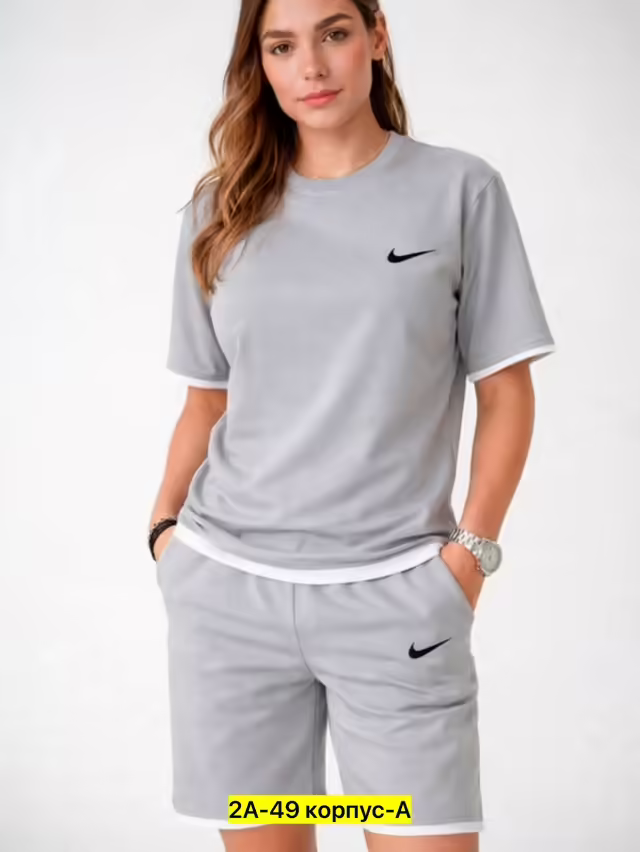 Спортивные женские костюмы