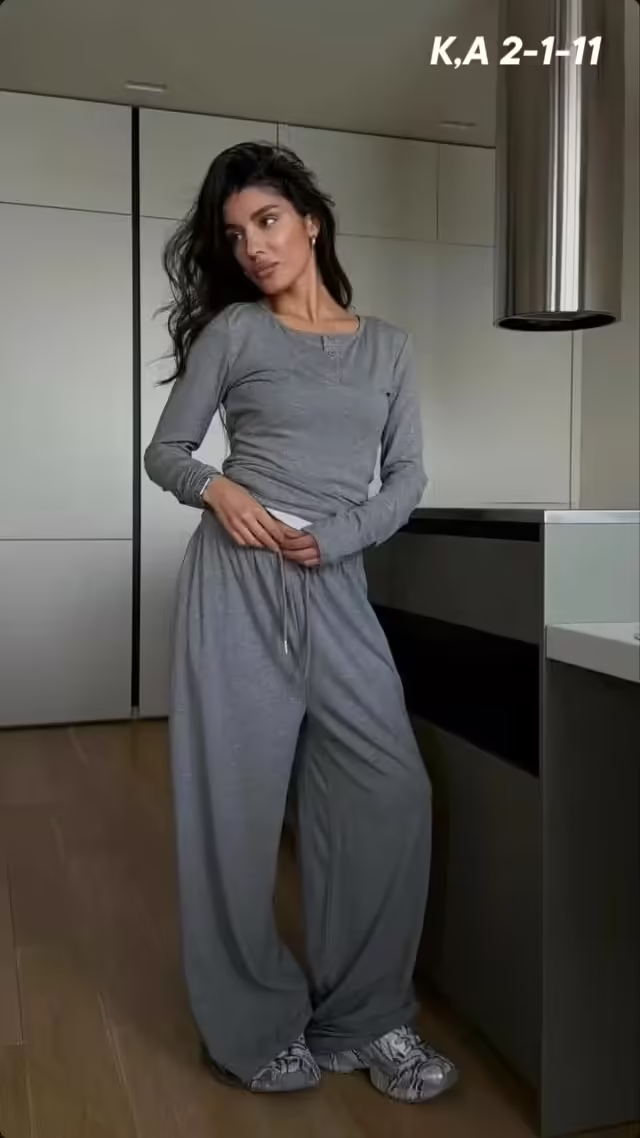 Женские костюмы