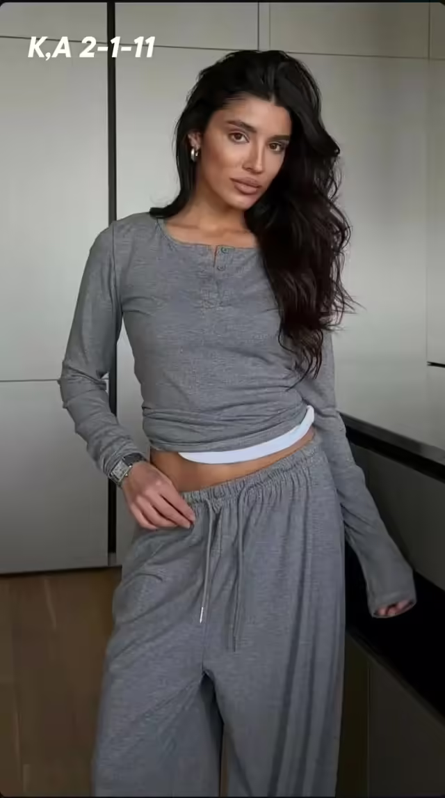 Женские костюмы. фото 3