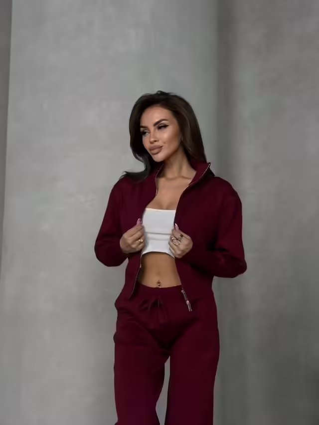 Женские костюмы. фото 2