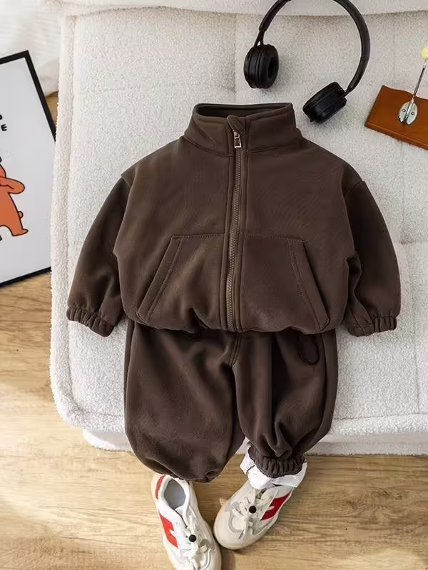 Детские костюмы