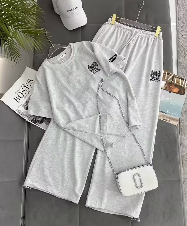 Стильные женские поло
