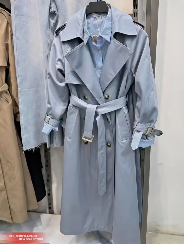 Стильные женские плащи