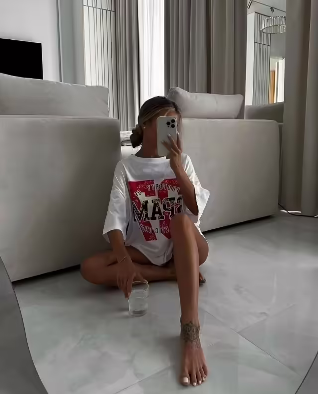 Женские футболки