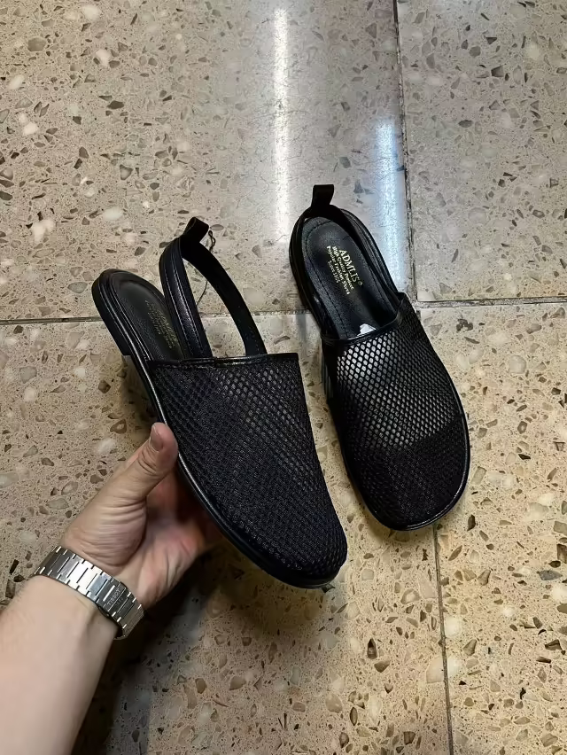 Женские тапочки