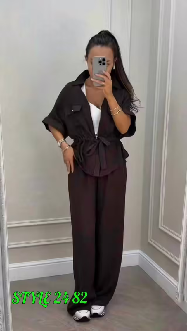 Женские костюмы