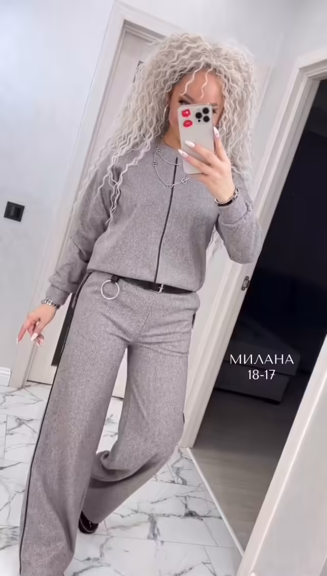Идеальные женские костюмы