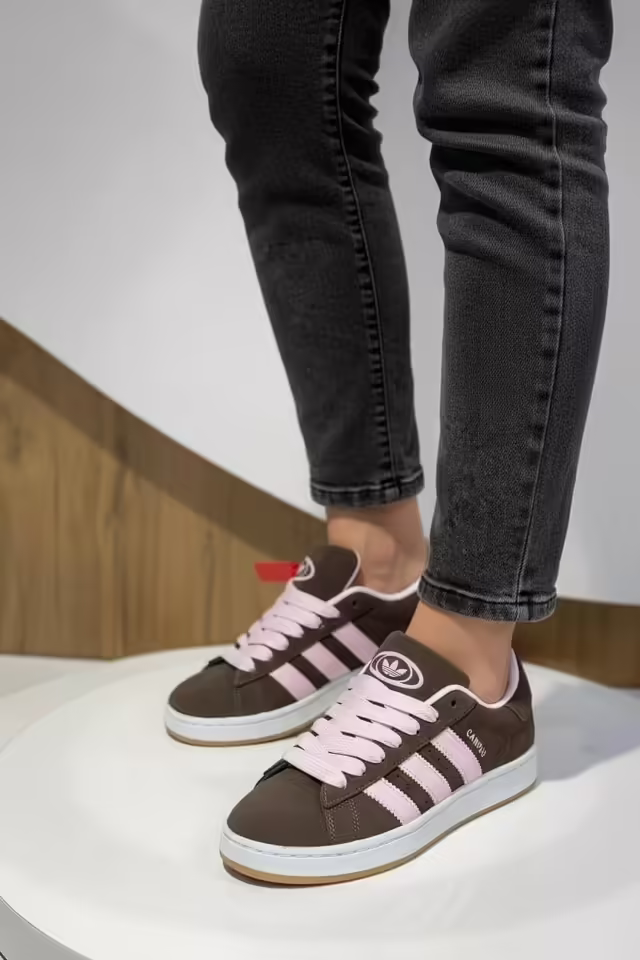 Женские кроссовки. фото 2